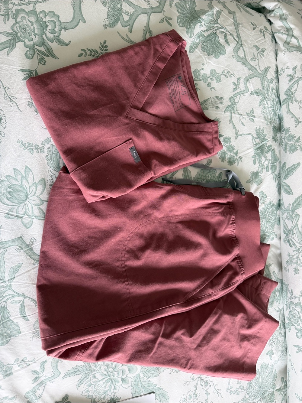 Figs Mauve Set in Medium